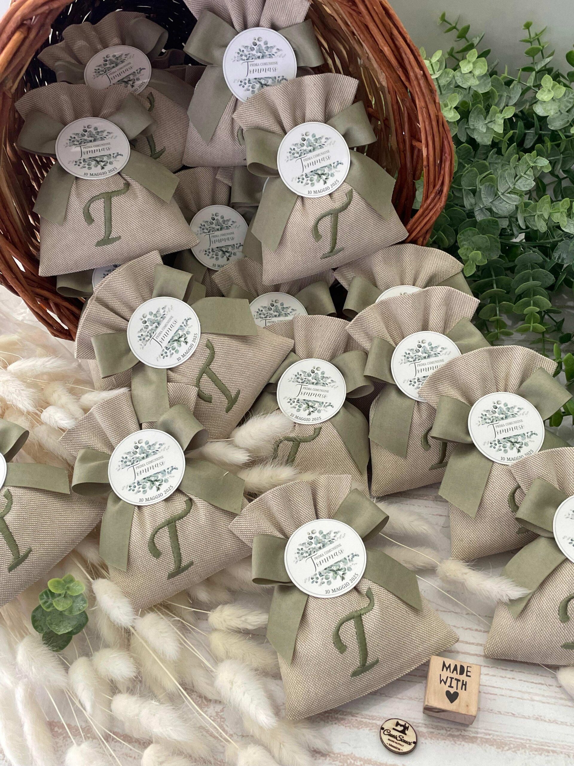 Sacchetto Sartoriale Colore Naturale con Ricamo Iniziale Verde Salvia - immagine 24