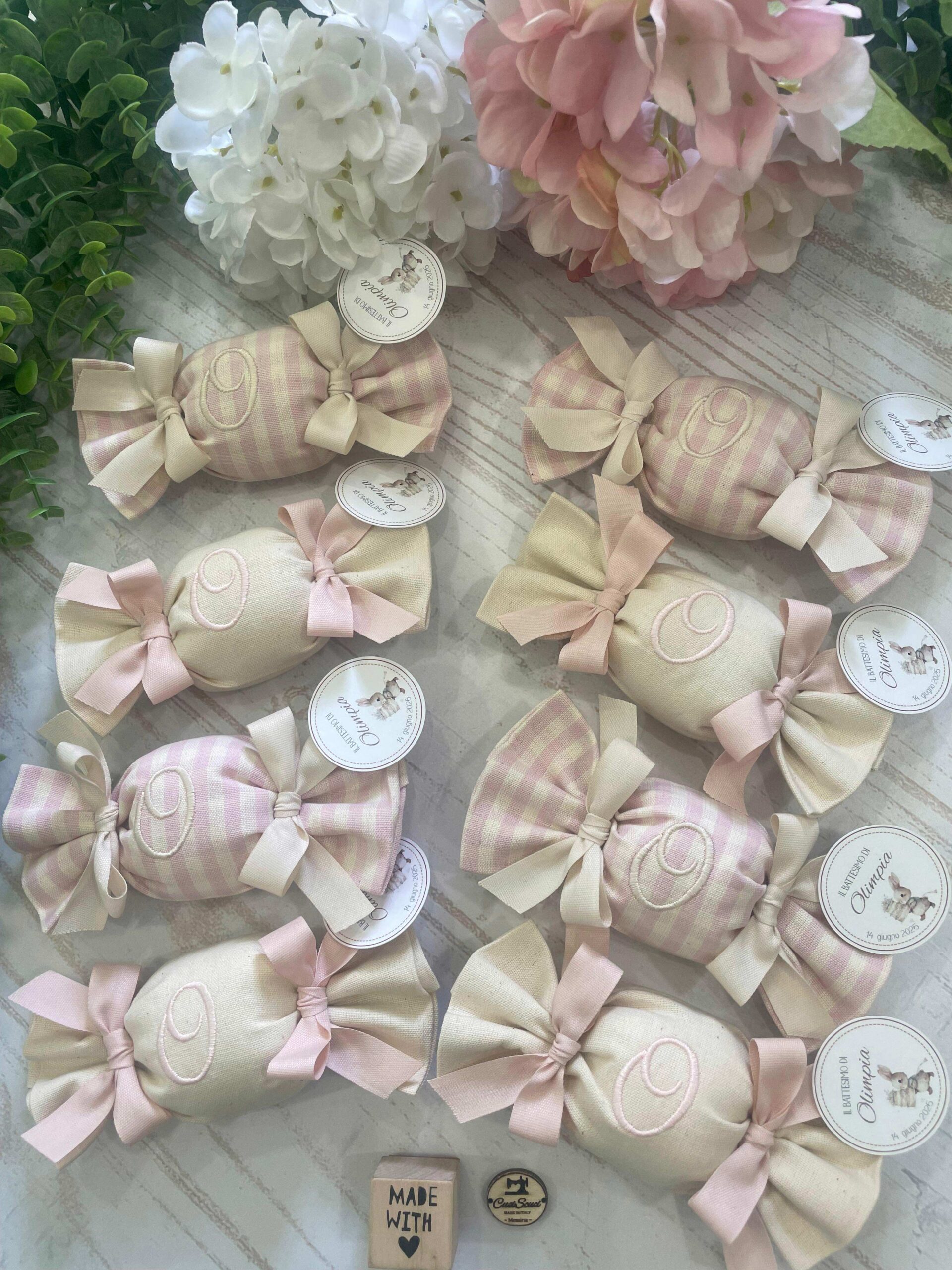 Sacchetto Sartoriale Caramella Rosa Cipria e Panna con Ricamo Iniziale e Tag Personalizzato - immagine 22