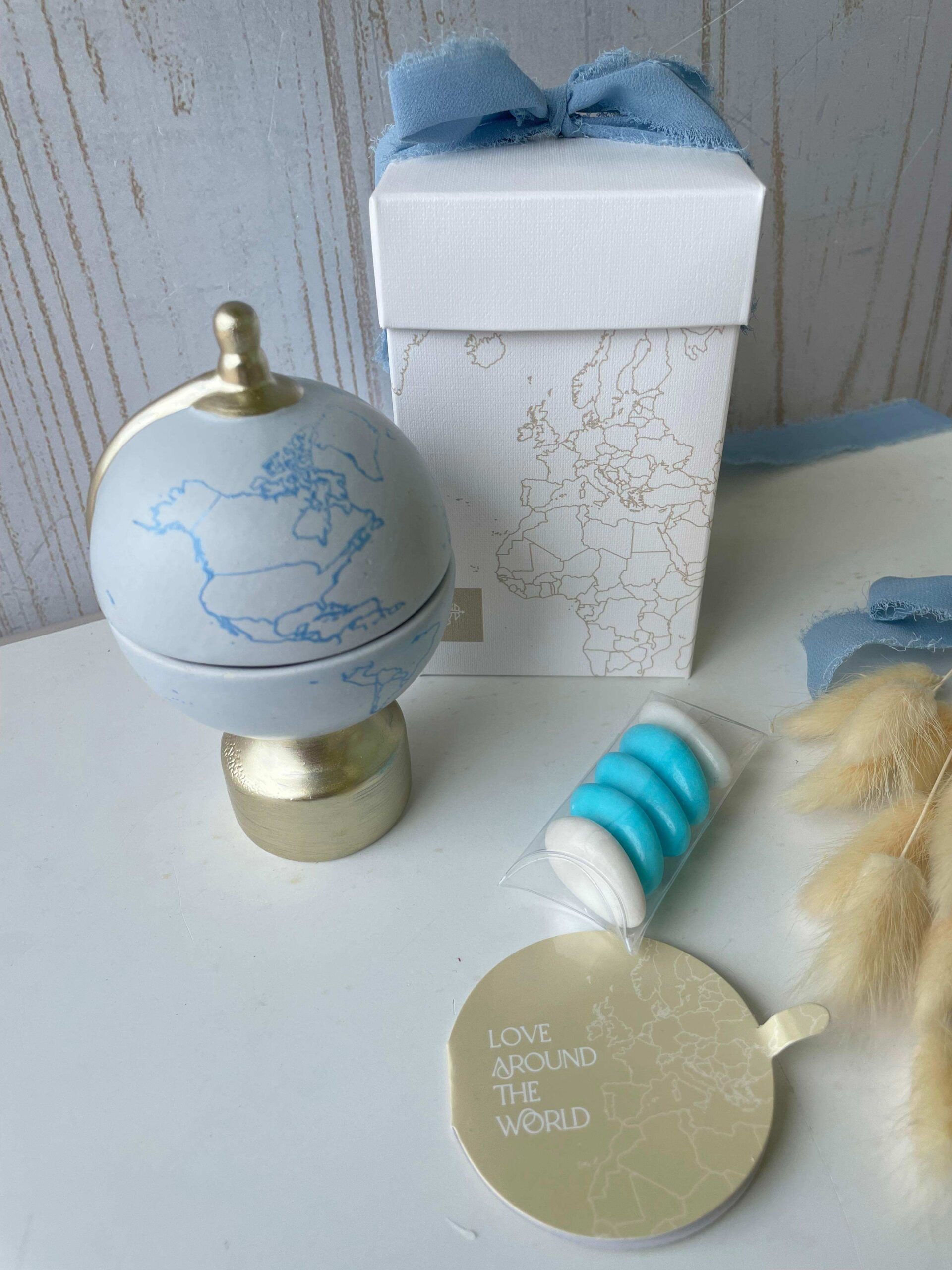 Mappamondo Celeste con Candela Profumata Ø 7,5 – Cupido & Co. - immagine 2