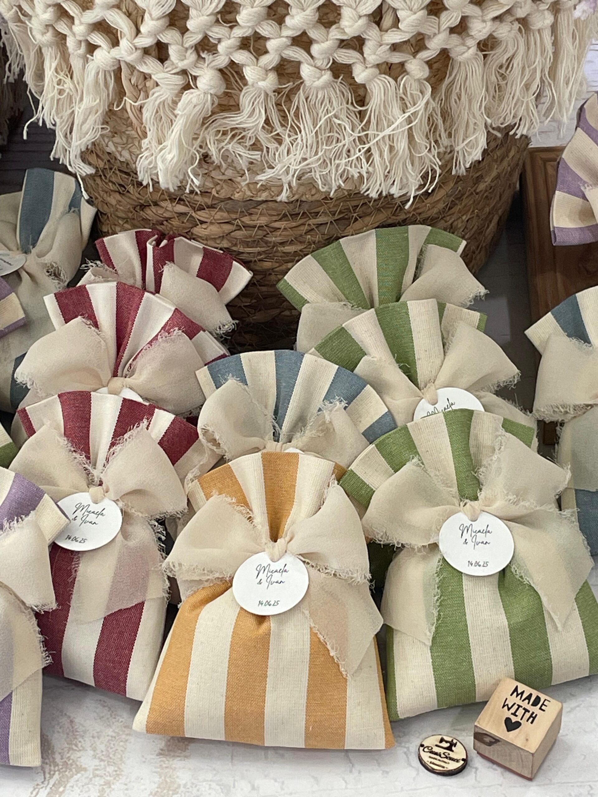 Sacchetto Sartoriale Colori Assortiti con Tag Personalizzato - immagine 10