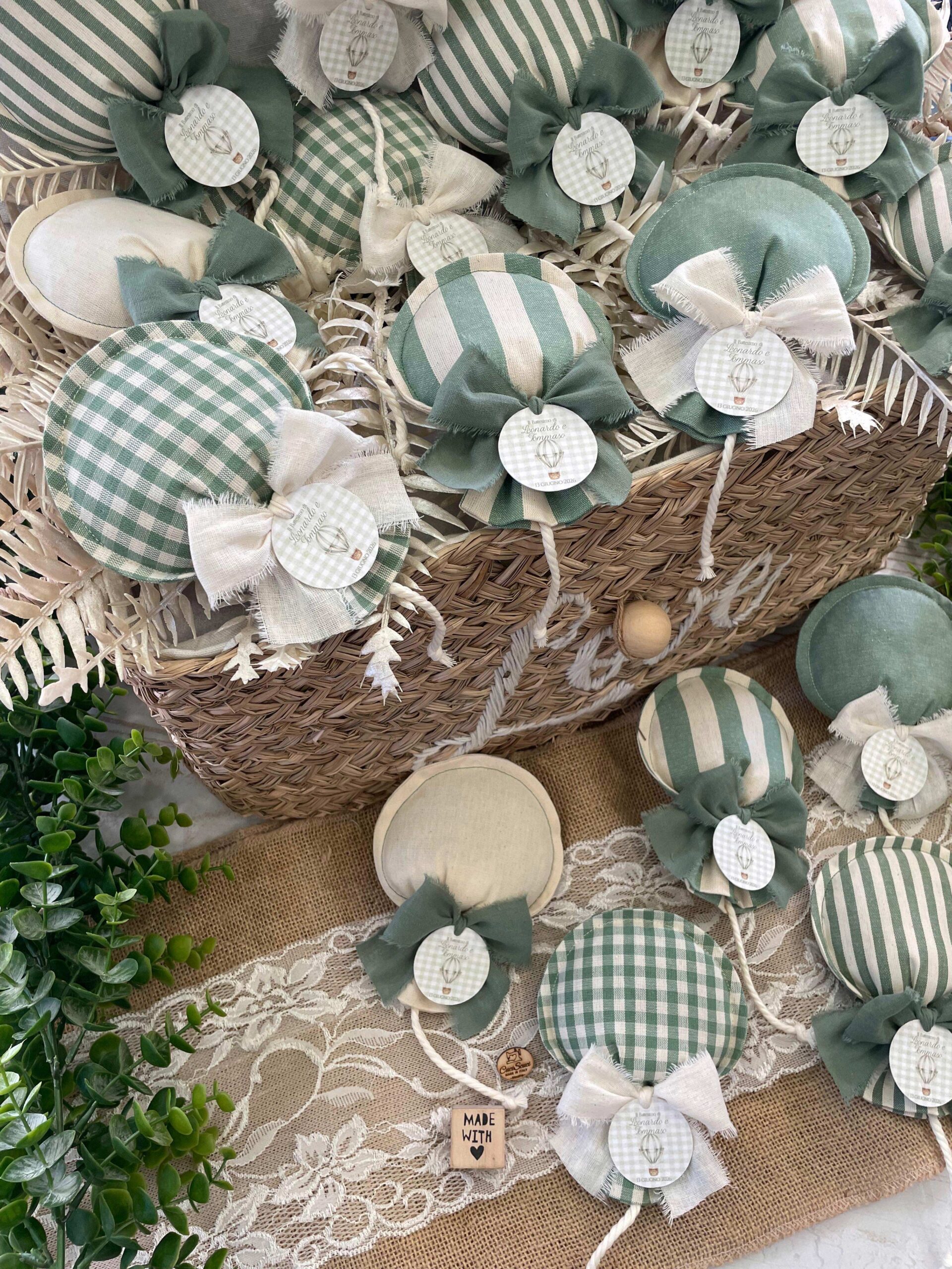 Sacchetto Sartoriale Palloncino Colore a Scelta con Lavanda, Confetti e Tag Personalizzato - immagine 6