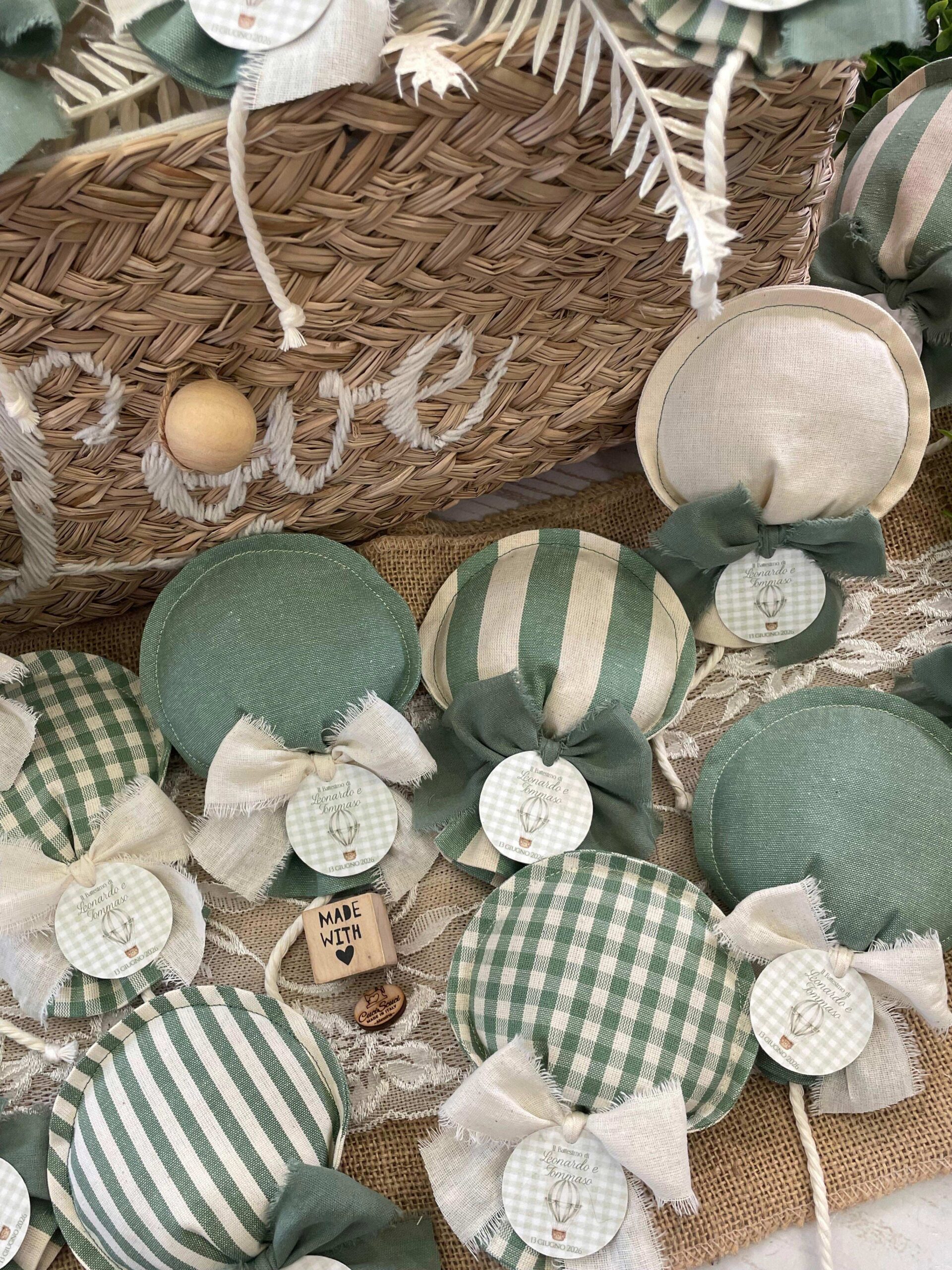 Sacchetto Sartoriale Palloncino Colore a Scelta con Lavanda, Confetti e Tag Personalizzato - immagine 11