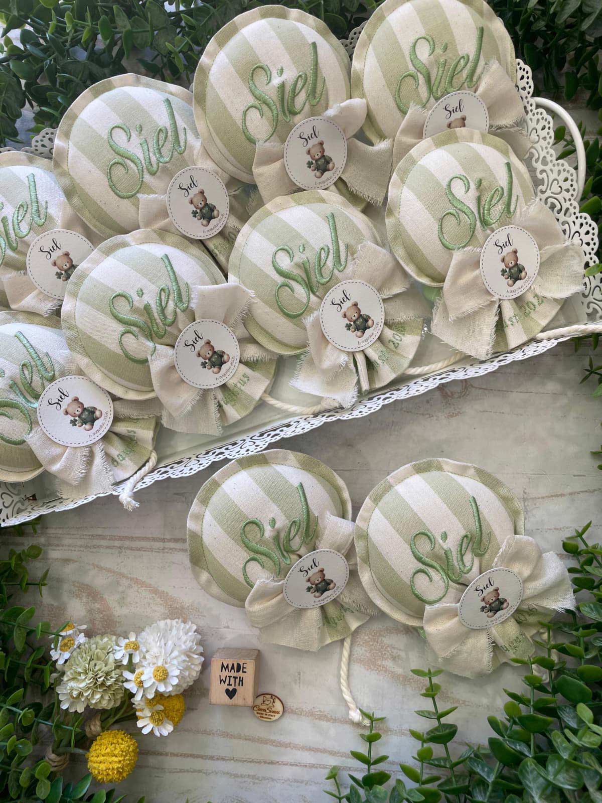 Sacchetto Sartoriale Palloncino Colore a Scelta con Ricamo Nome e Data e Tag Personalizzato, Nastro Sfrangiato - immagine 5