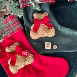 Calza Natalizia in Velluto con Orsetto Bouclè e Iniziale Ricamata