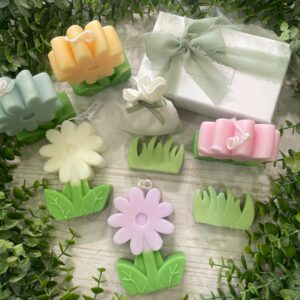 Candela Margherita in Cera con Erbetta h 11 - Margot