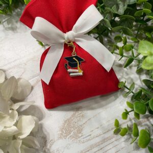 Ciondolo Laurea con Libri e Tocco Yvonne Gontier