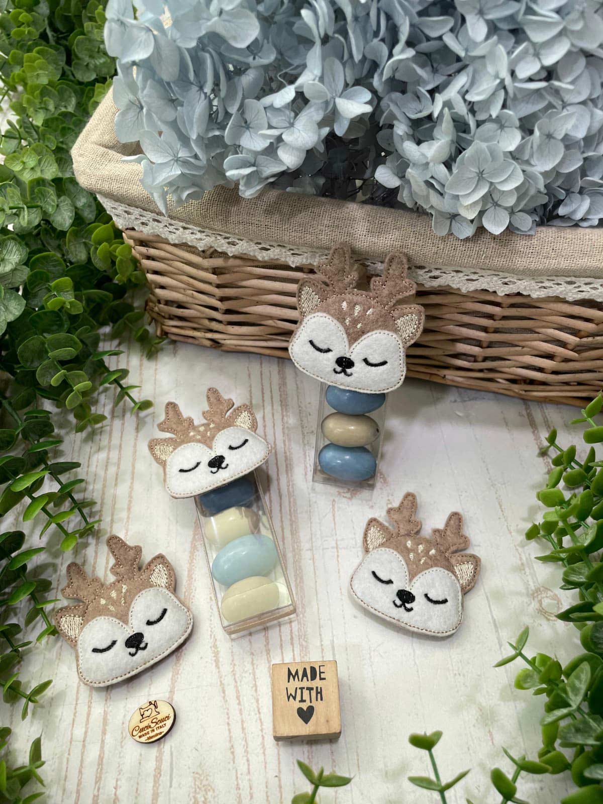 Scatolina Porta Confetti con Renna in Pannolenci