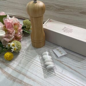 Macinapepe in Legno con Cuore Inciso – Le Stelle