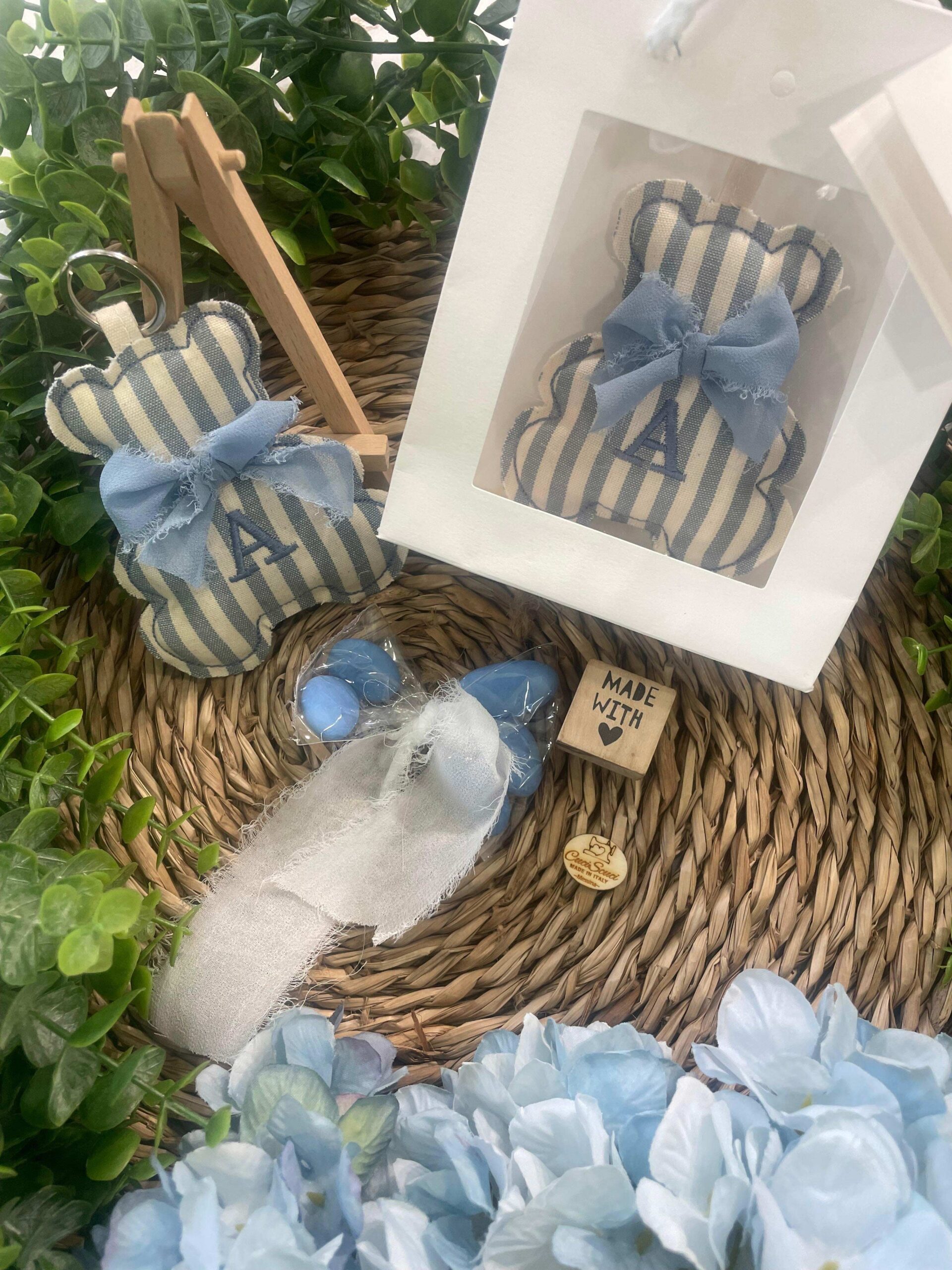 Orsetto Portachiavi con Iniziale Ricamata Colore a Scelta - immagine 5