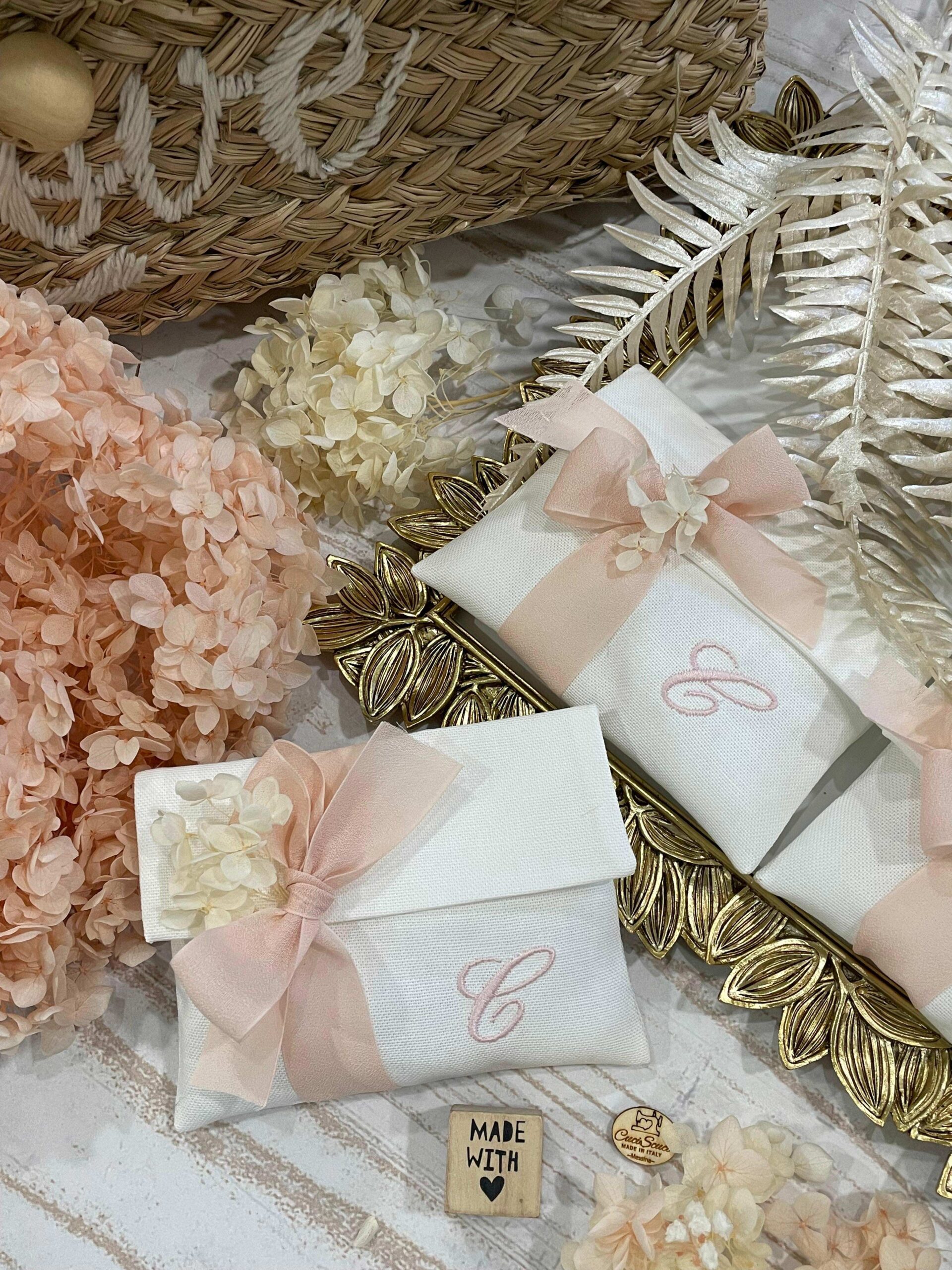 Sacchetto Sartoriale Pochette Colore Seta con Ricamo Iniziale - immagine 3