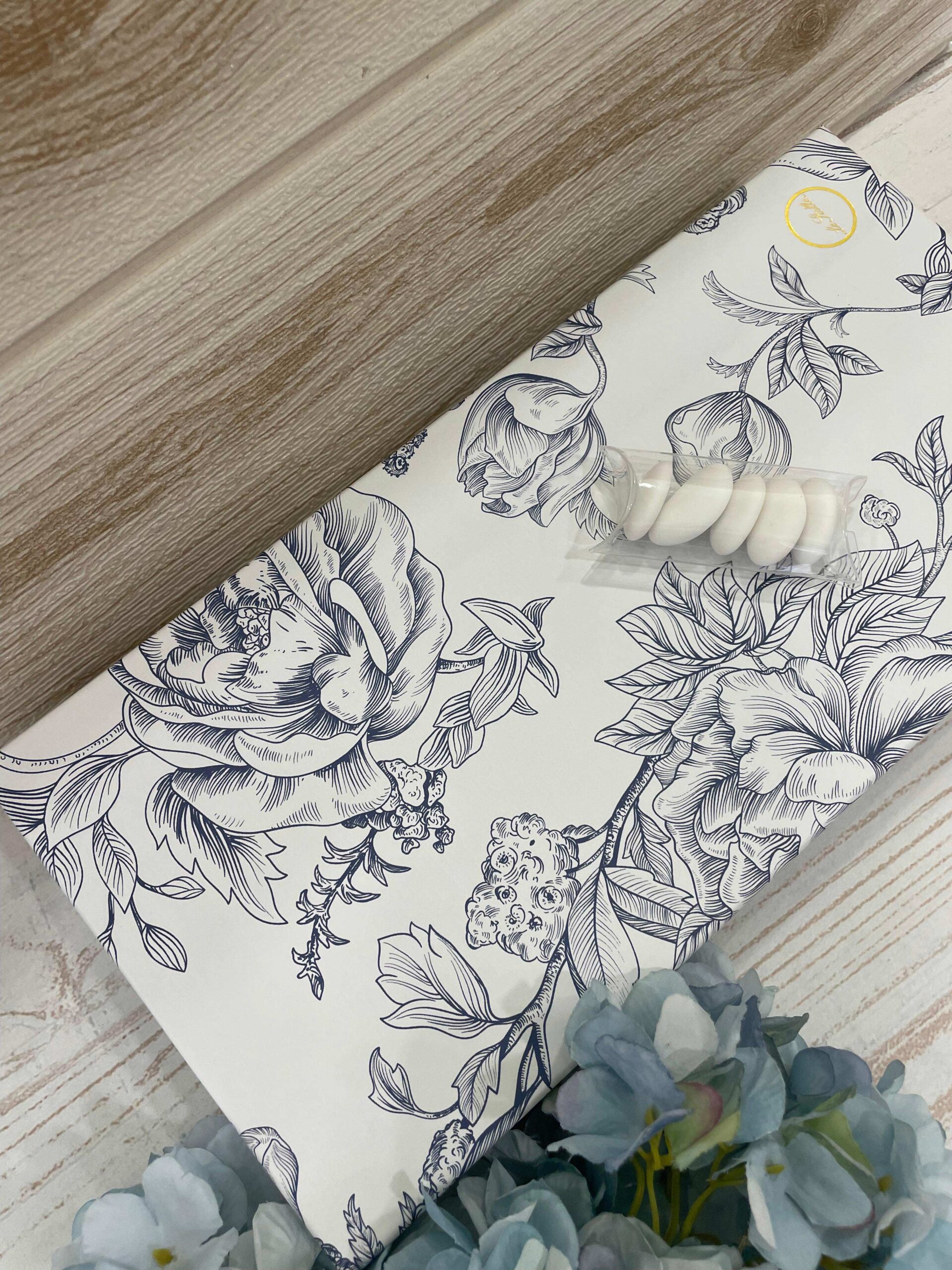 Set Taglia Torta 2 Pezzi con Decoro Celeste – Le Stelle - immagine 3