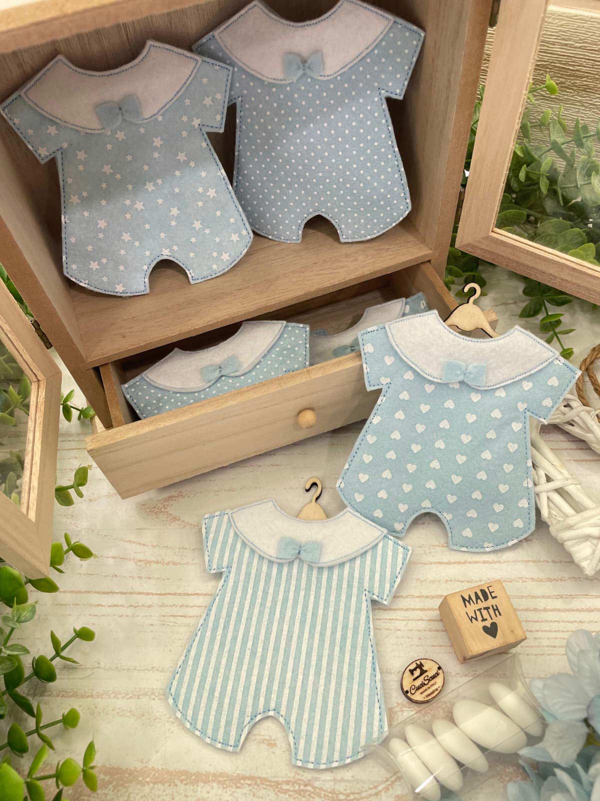 Mini Pagliaccetto Sartoriale Porta Confetti Azzurro - immagine 9