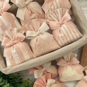 Sacchetto Sartoriale Rosa Cipria Pesca con Ricamo Iniziale