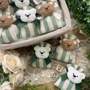 Sacchetto Sartoriale Verde con Orsetto Calamita in Tessuto