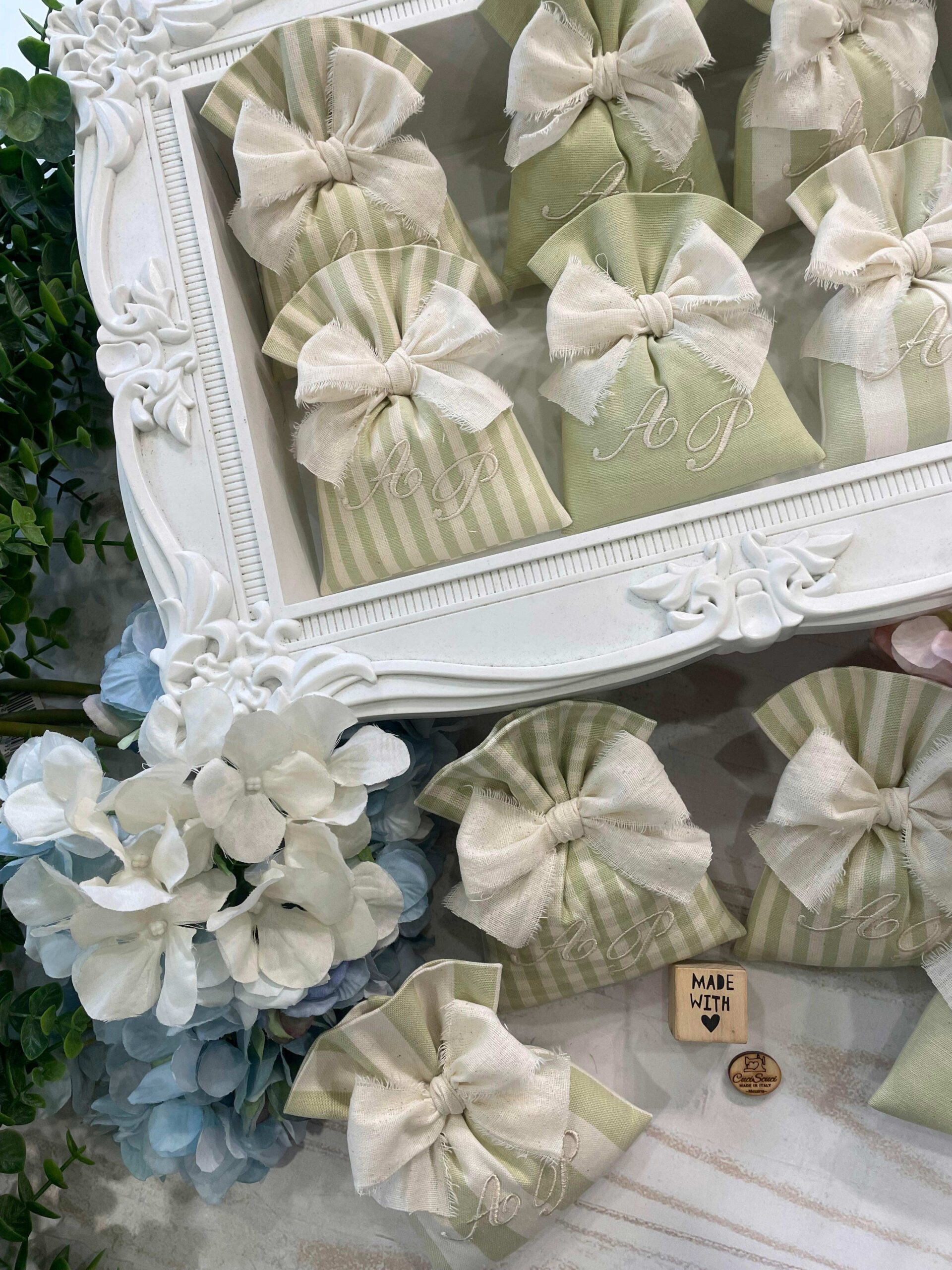 Sacchetto Sartoriale Verde Olio con Ricamo e Tag Personalizzato - immagine 13