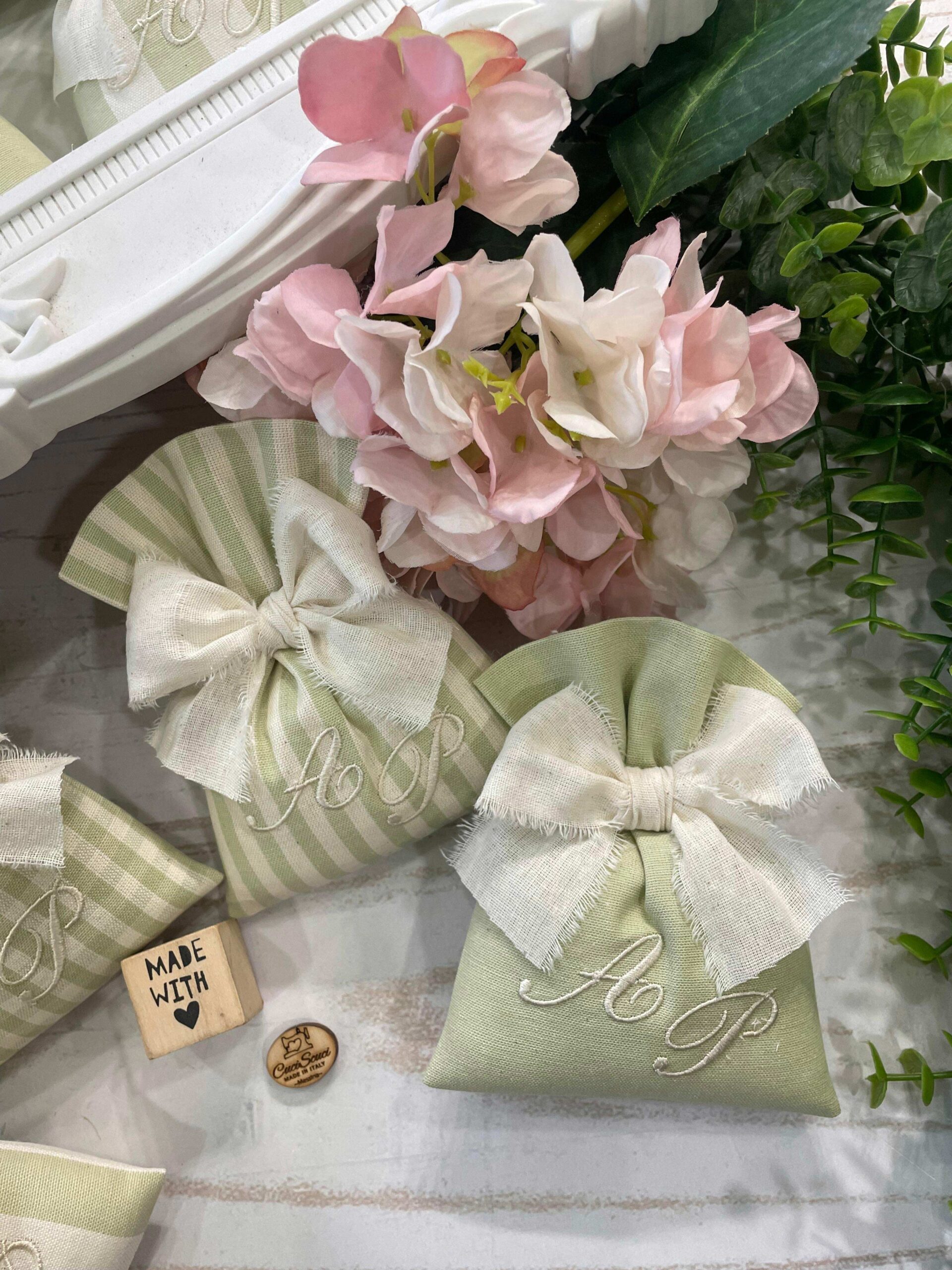 Sacchetto Sartoriale Verde Olio con Ricamo e Tag Personalizzato - immagine 14