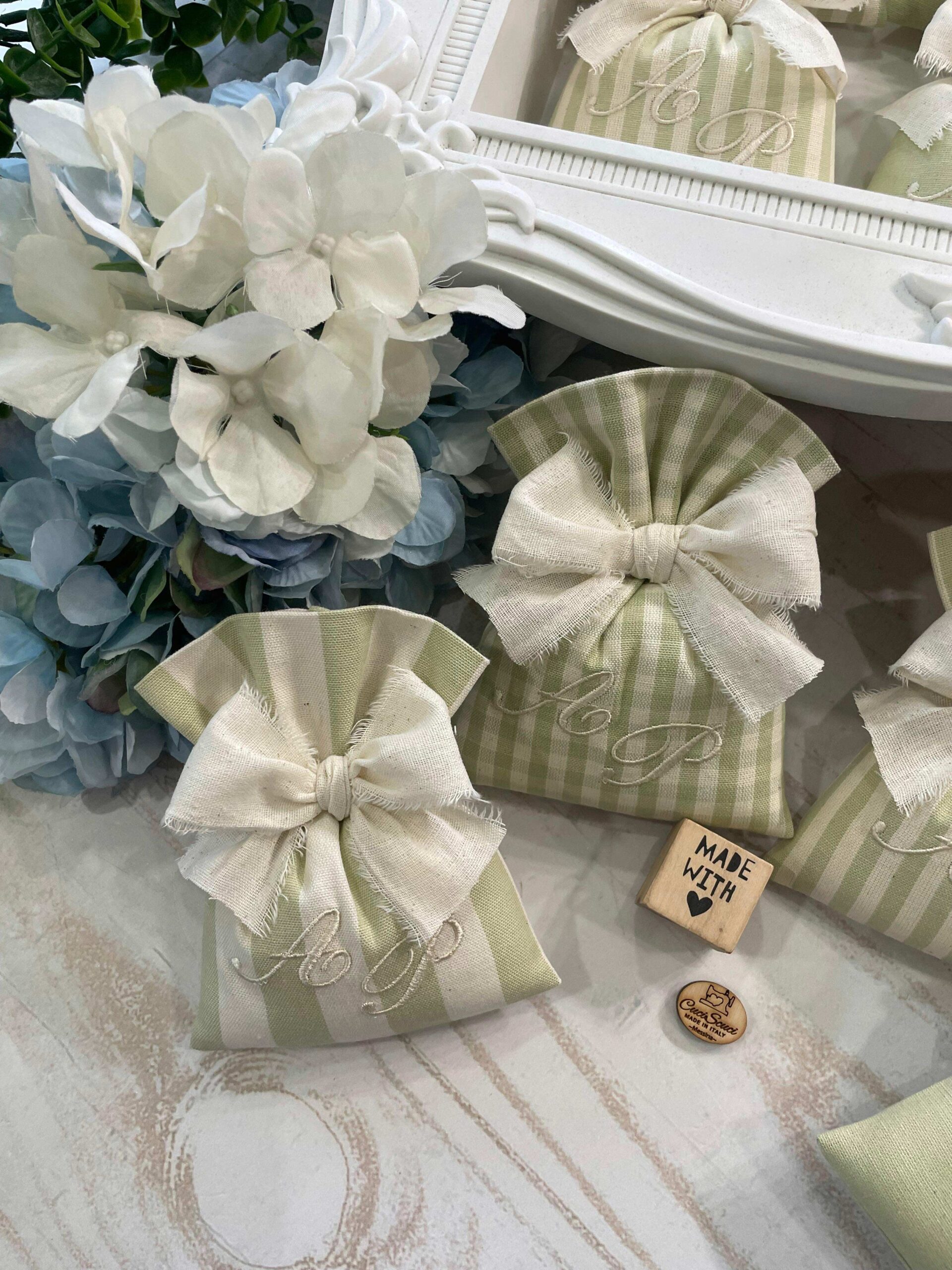 Sacchetto Sartoriale Verde Olio con Ricamo e Tag Personalizzato - immagine 15