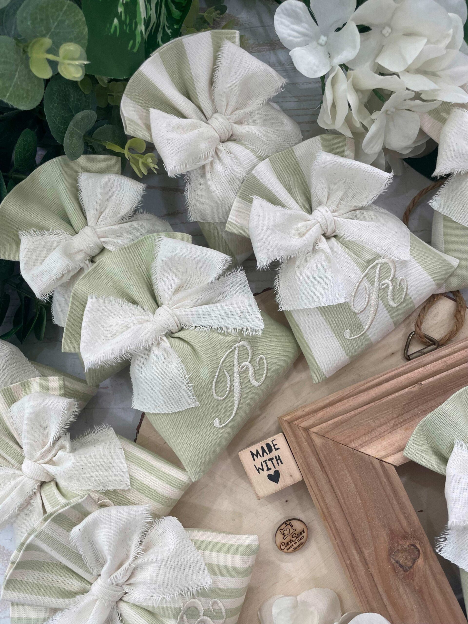 Sacchetto Sartoriale Verde Olio con Ricamo e Tag Personalizzato - immagine 18