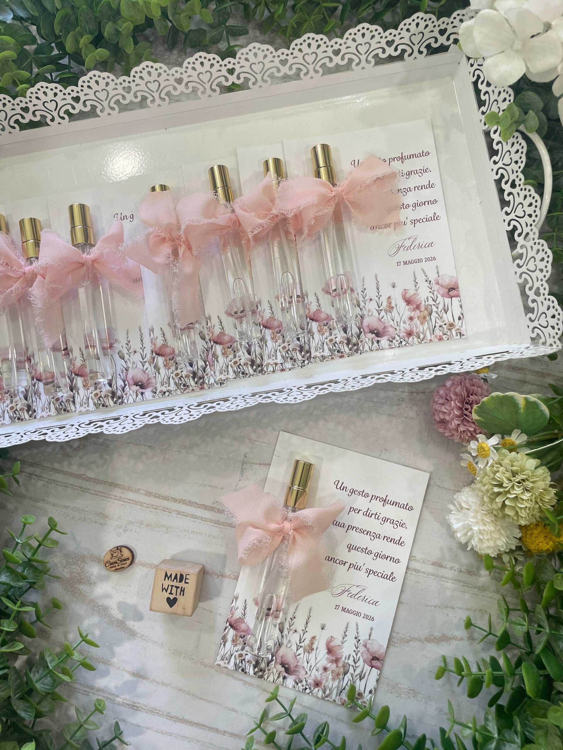 Profumo Spray con Cartoncino Tema Fiori e Frase Personalizzata - immagine 2