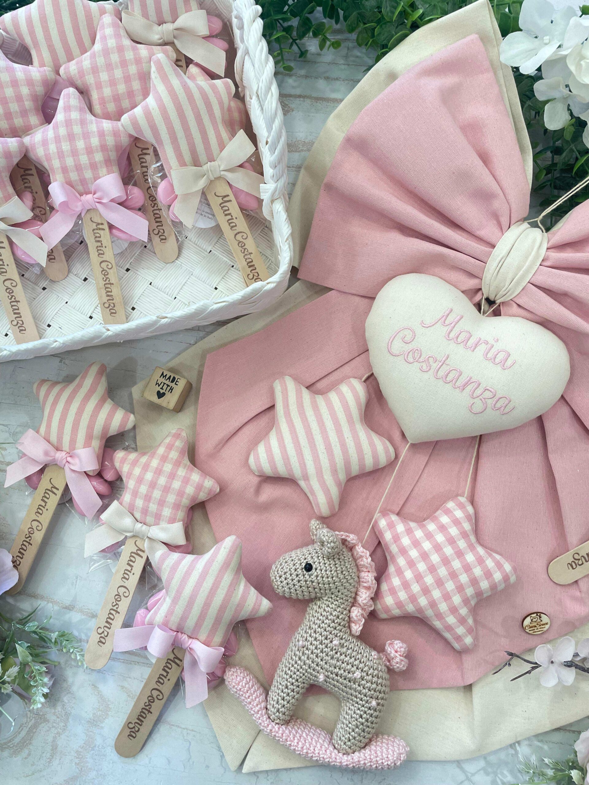 Coordinato Nascita Cavallino Amigurumi con Cuore – Toni Panna e Rosa Baby