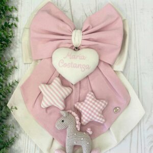 Fiocco Nascita Rosa Baby e Panna con Cuore Ricamato, Stelle e Cavallino in Amigurumi